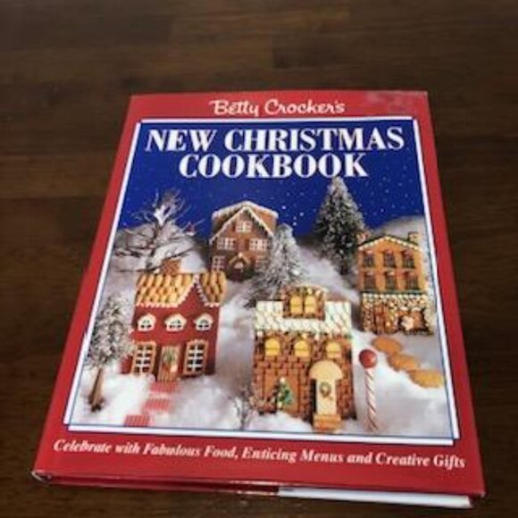Betty Crocker’s New Christmas Cookbook Hardcover Book Pre-Owned. - Picture 4 of 16
